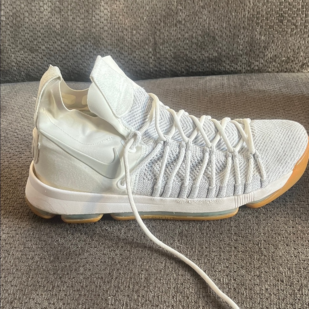 Nike White and Tan Kevin Durant “KD” 9s basketball shoe